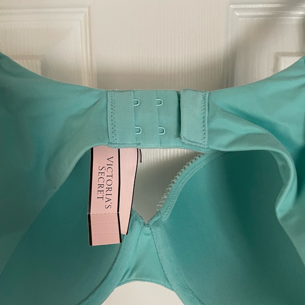 Victoria’s Secret Body By Victoria Blue Padded Push Up Bra 34D • NWT • VS - Picture 4 of 6